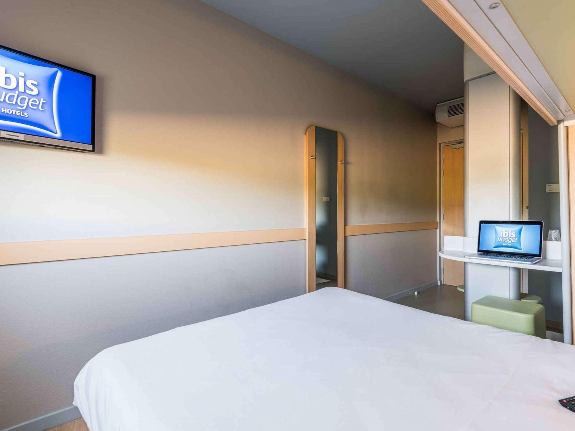 Ibis Budget Amberieu En Bugey/Chateau Gaillard A42 Ngoại thất bức ảnh