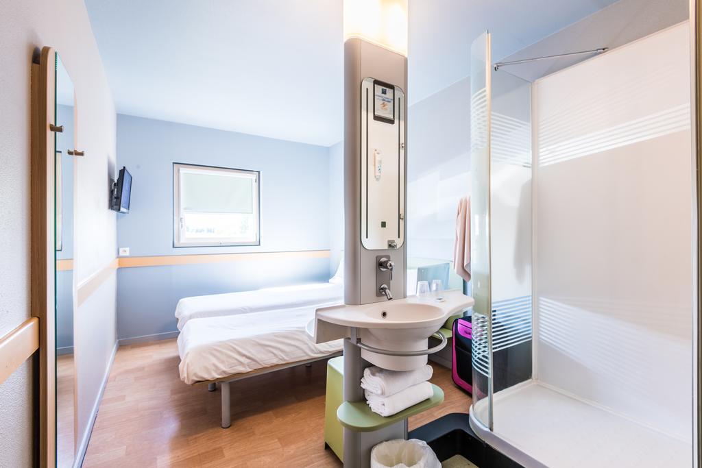 Ibis Budget Amberieu En Bugey/Chateau Gaillard A42 Ngoại thất bức ảnh
