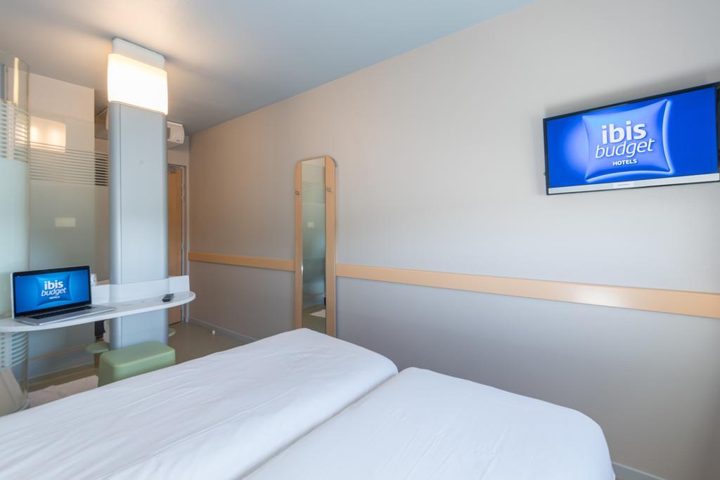Ibis Budget Amberieu En Bugey/Chateau Gaillard A42 Ngoại thất bức ảnh